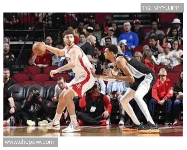 2004年火箭与马刺激战全场回顾精彩瞬间与经典对决分析