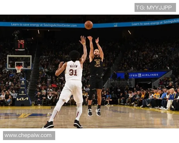 勇士与雷霆精彩对决视频回顾全场亮点与精彩瞬间分享 勇士与雷霆精彩对决视频回顾全场亮点与精彩瞬间分享