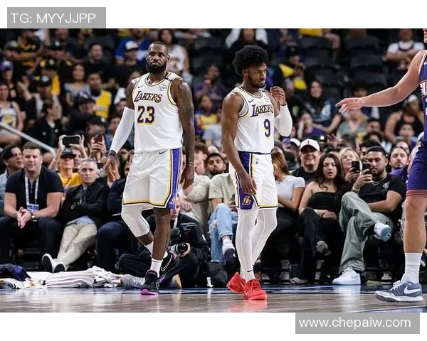 湖人对决雄鹿精彩在线直播全程回顾与赛后分析 湖人对决雄鹿精彩在线直播全程回顾与赛后分析